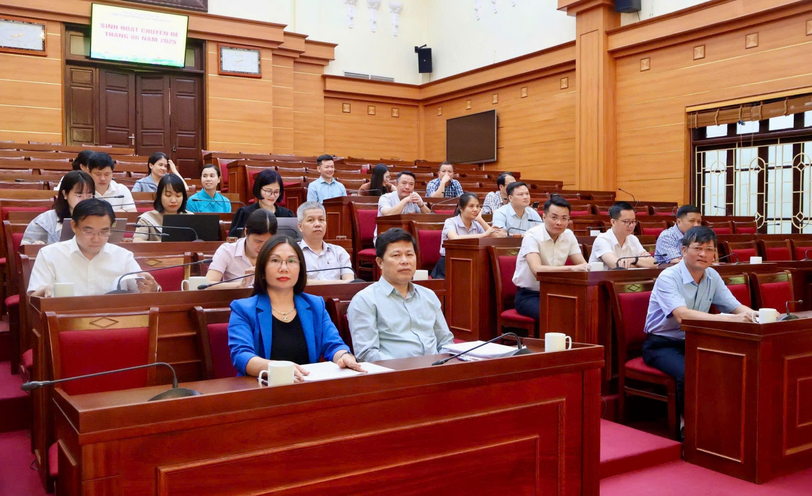 Đảng bộ Hội đồng nhân dân tỉnh tổ chức Hội nghị sinh hoạt chuyên đề tháng 6/2025