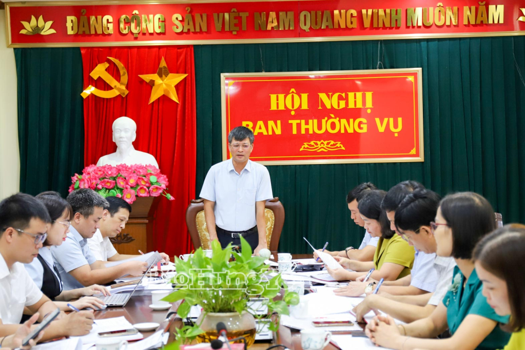 Đồng chí Phó Chủ tịch Thường trực HĐND tỉnh Lê Xuân Tiến kiểm tra việc vận hành chính quyền địa phương 2 cấp tại xã Như Quỳnh