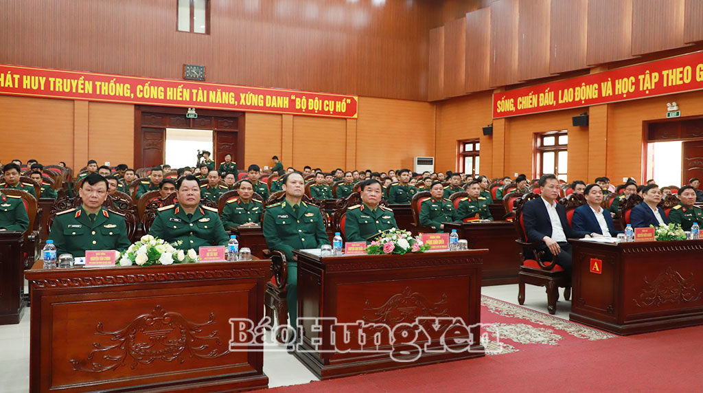 Thượng tướng Hoàng Xuân Chiến, Thứ trưởng Bộ Quốc phòng thăm, chúc Tết tại Hưng Yên
