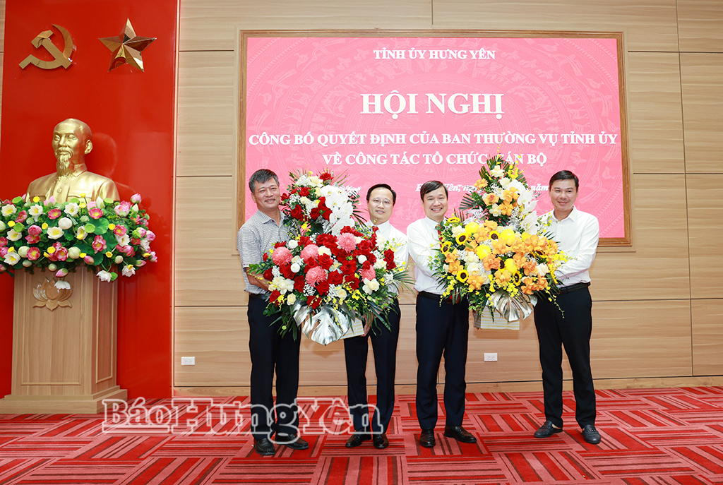 Công bố các quyết định của Ban Thường vụ Tỉnh ủy về công tác tổ chức, cán bộ