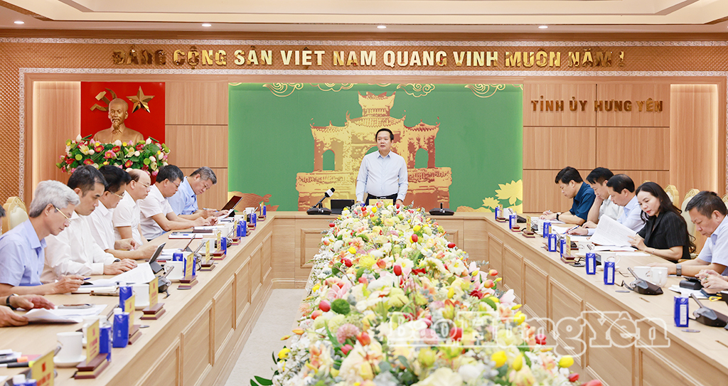 Đẩy mạnh ứng dụng khoa học, công nghệ, đổi mới sáng tạo và chuyển đổi số vào thực tiễn nhiệm vụ của địa phương, đơn vị
