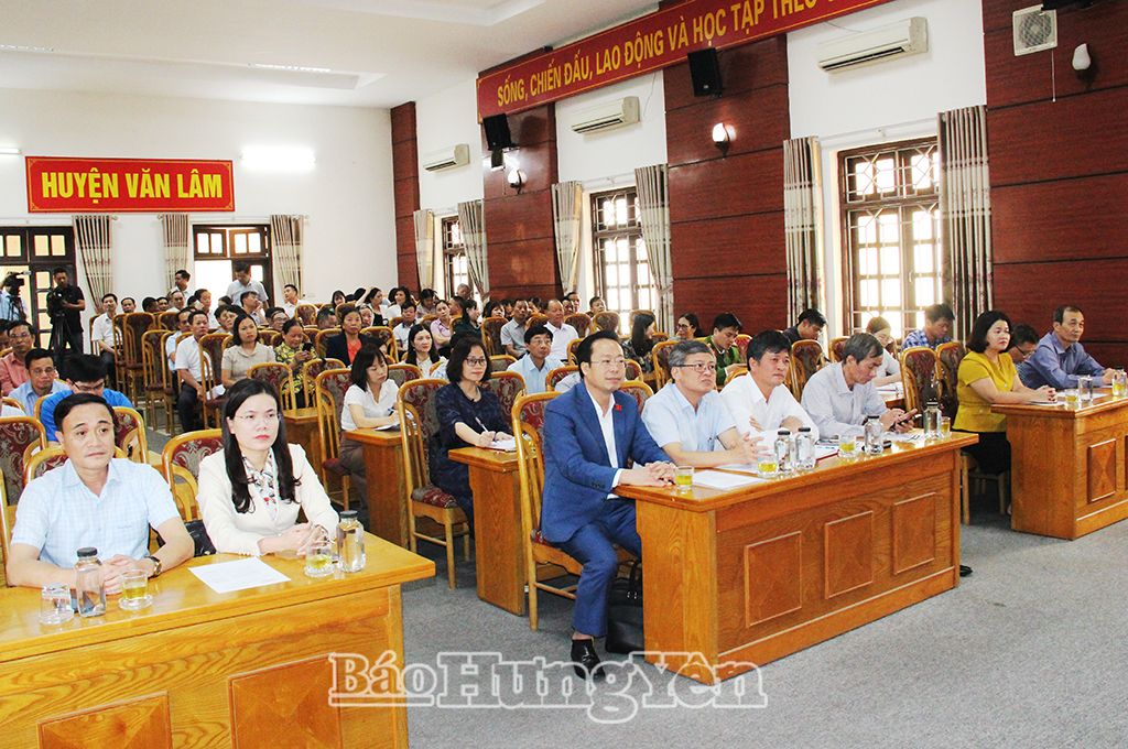 Đoàn đại biểu Quốc hội tỉnh tiếp xúc cử tri các huyện Yên Mỹ, Văn Lâm