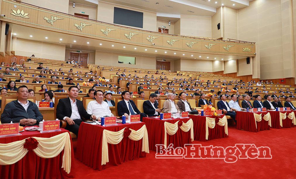 Ban Thường vụ Tỉnh ủy gặp mặt các đồng chí nguyên lãnh đạo tỉnh, nguyên Ủy viên Ban Chấp hành Đảng bộ tỉnh