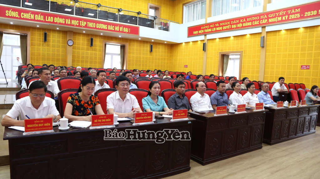 Đoàn đại biểu Quốc hội tỉnh tiếp xúc cử tri tại các xã Hưng Hà, Hồng Minh, Tiên La