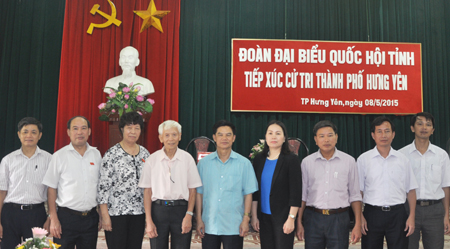   ĐOÀN ĐẠI BIỂU QUỐC HỘI TỈNH: Tiếp xúc cử tri huyện thành phố Hưng Yên và huyện Phù Cừ.